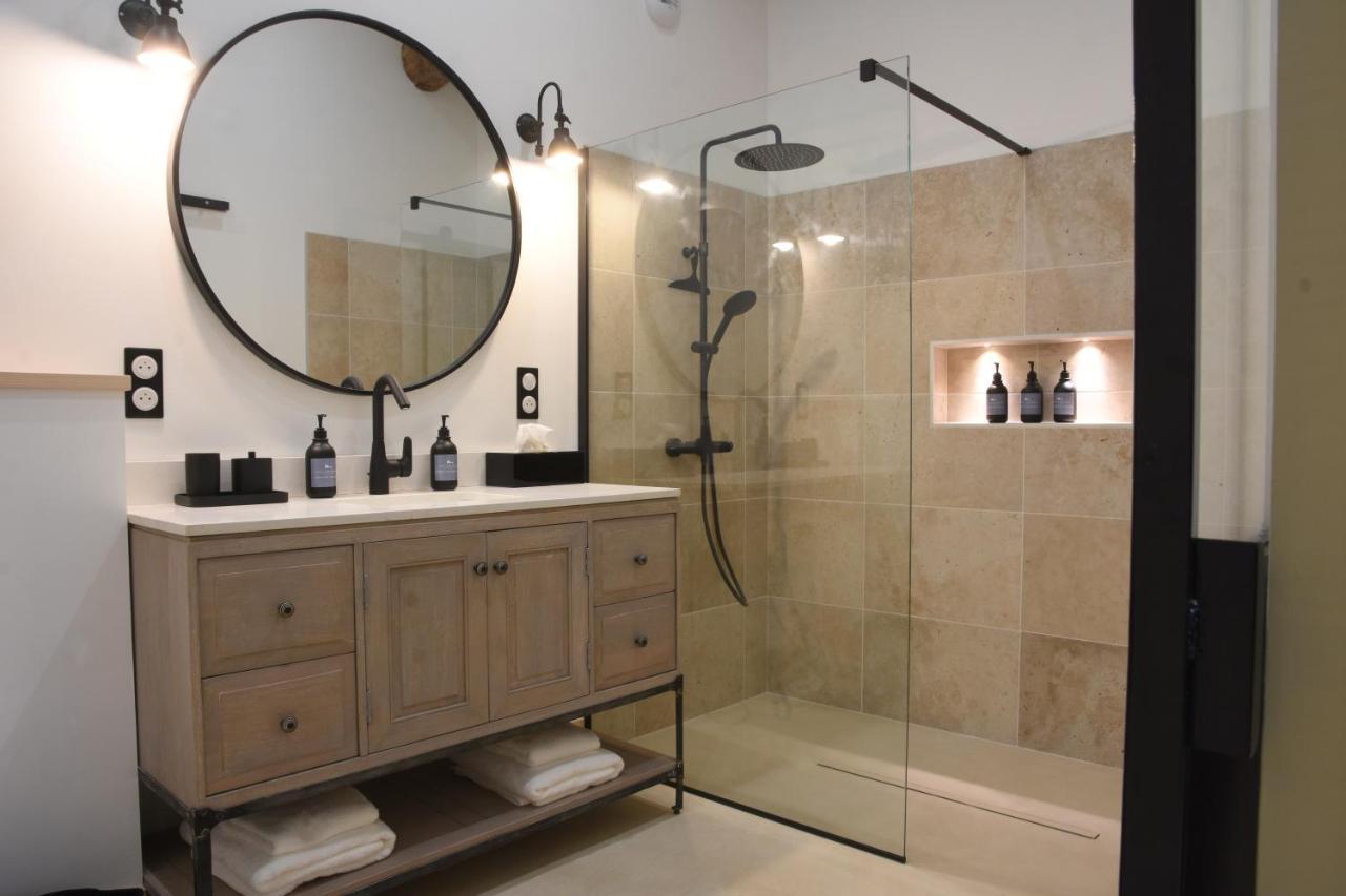 Girauderies Chambres D'Hotes/B+B Floirac  외부 사진