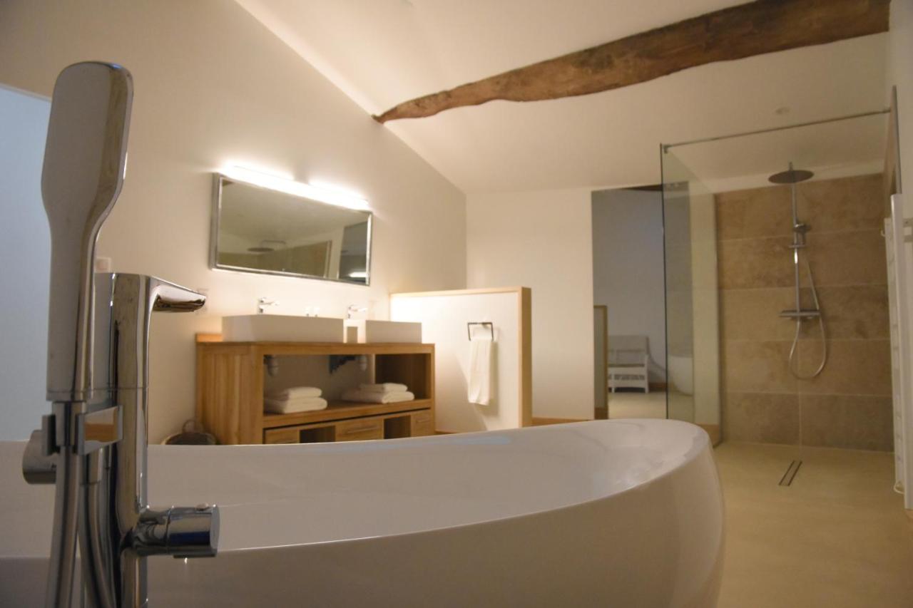 Girauderies Chambres D'Hotes/B+B Floirac  외부 사진
