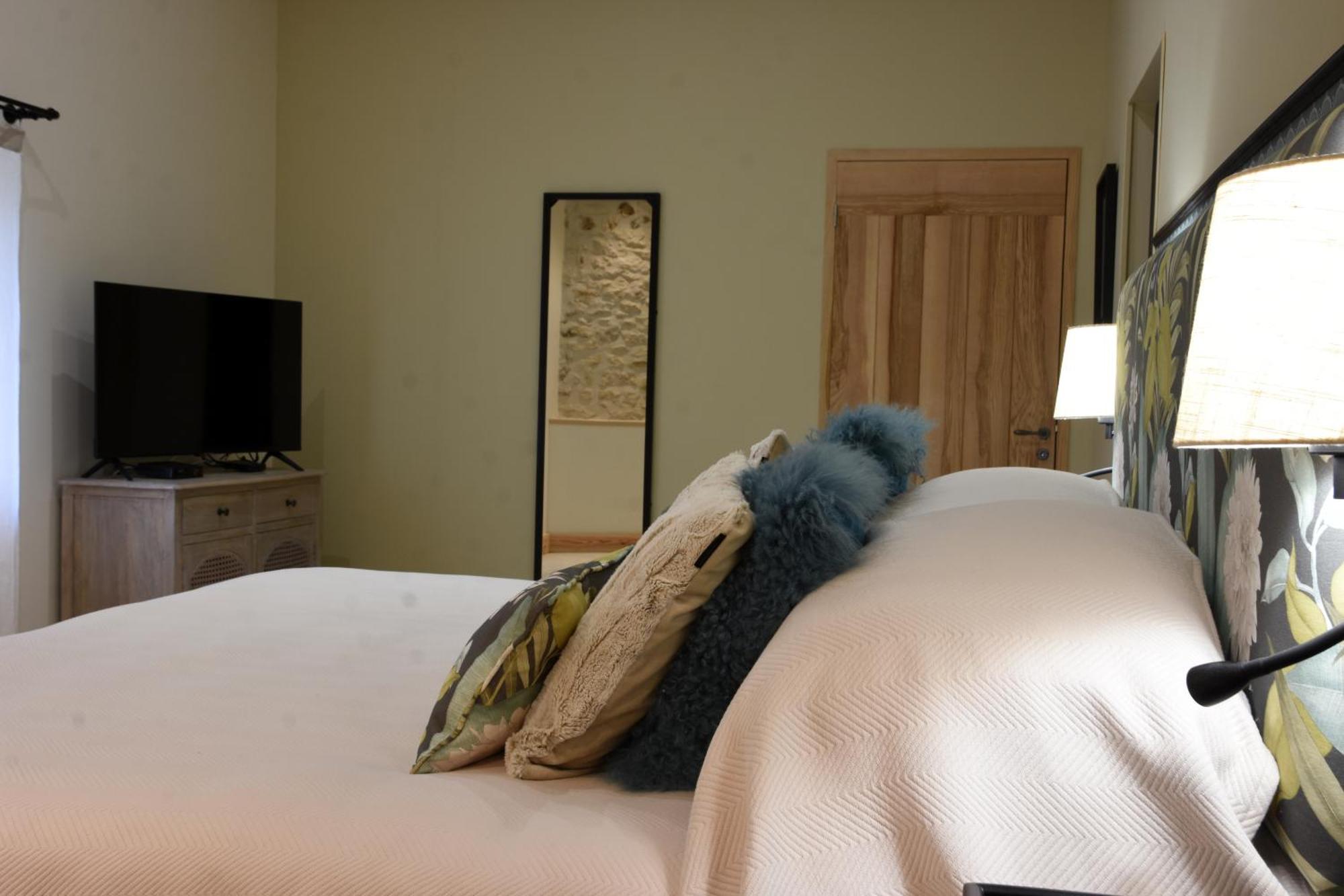 Girauderies Chambres D'Hotes/B+B Floirac  객실 사진